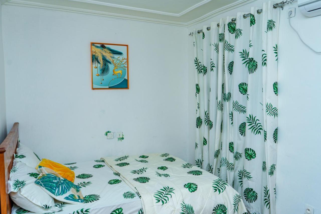 Naiveli-Palm Appartement Meuble Sobre Et Chic 杜阿拉 外观 照片